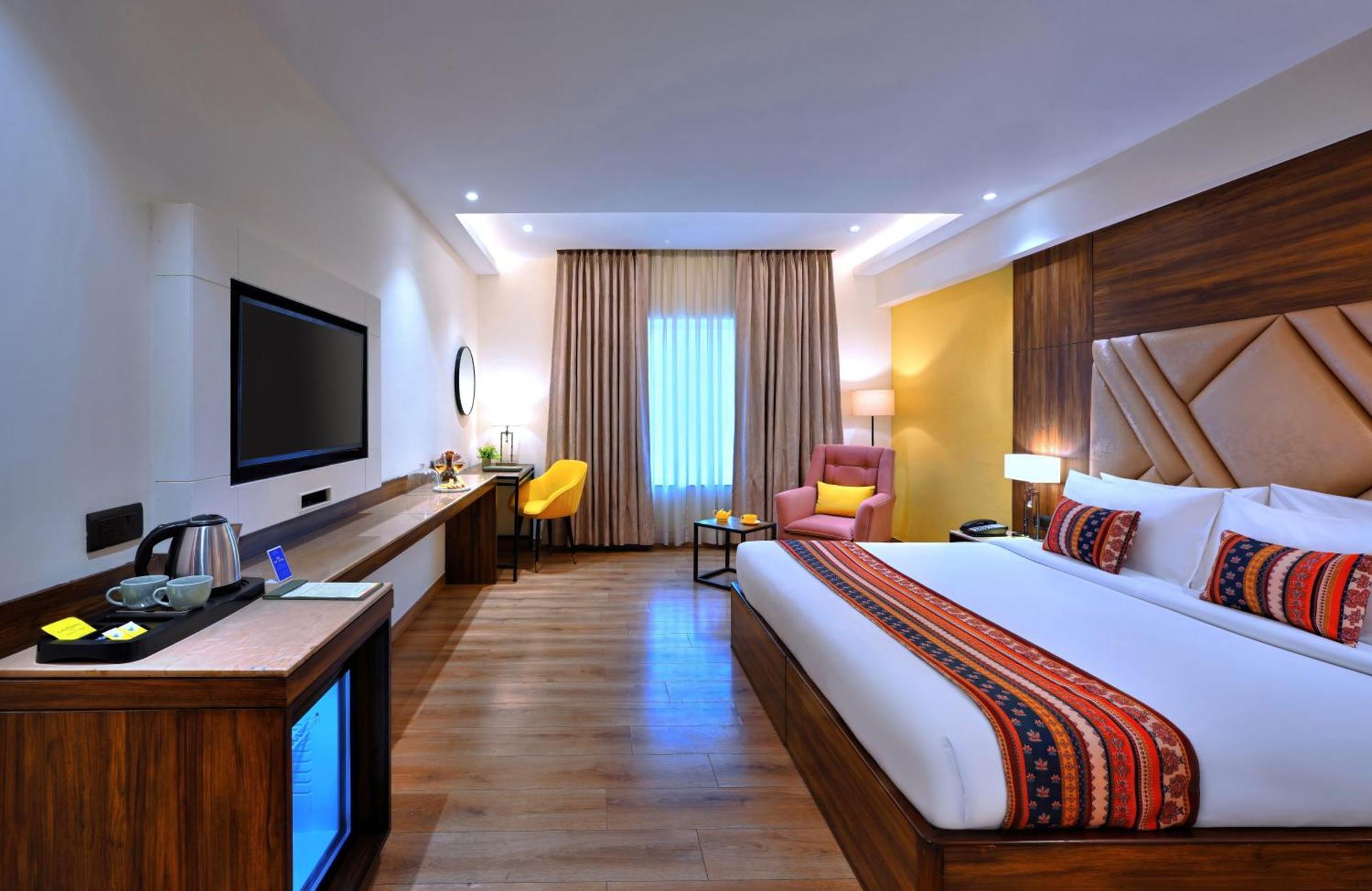Golden Tulip Agra Otel Agra  Dış mekan fotoğraf
