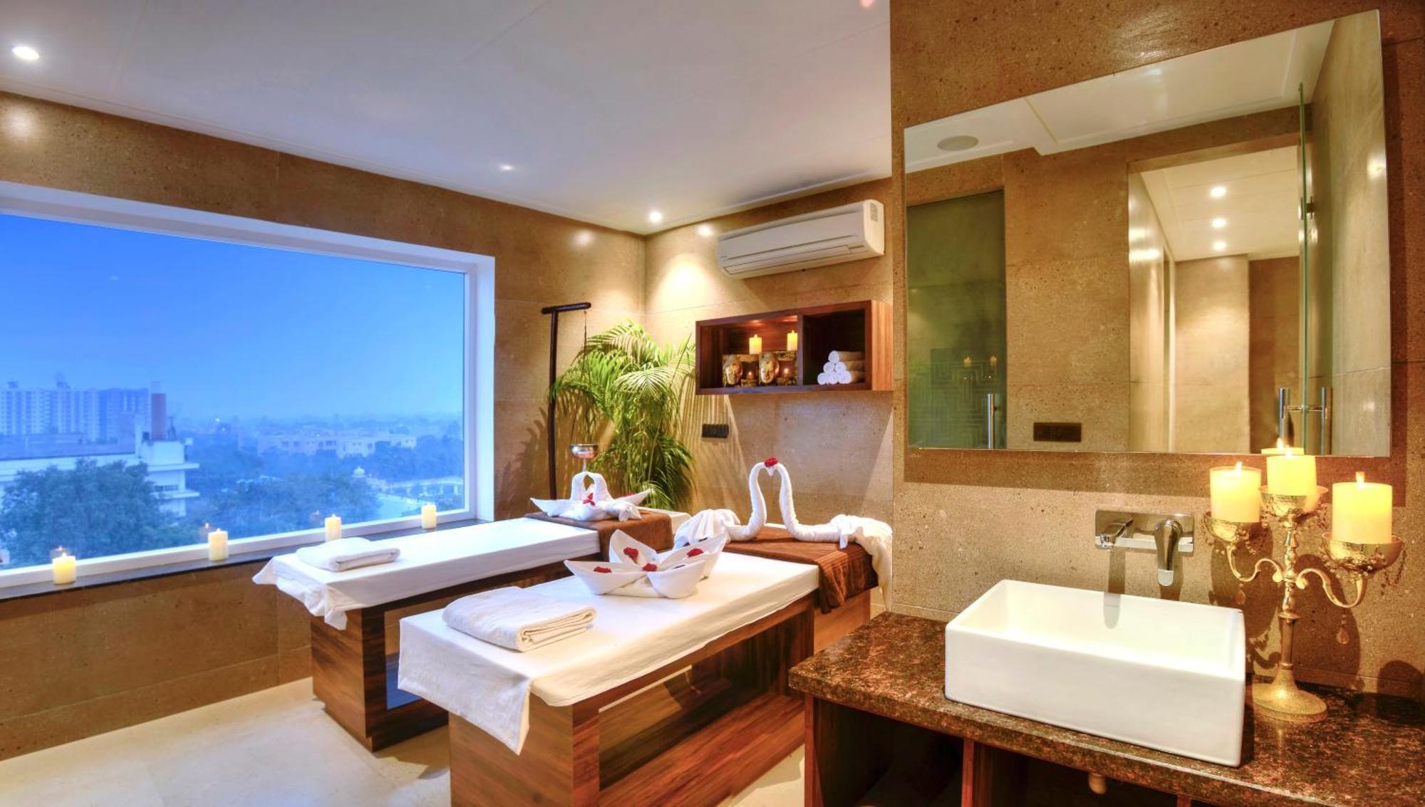 Golden Tulip Agra Otel Agra  Dış mekan fotoğraf